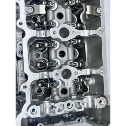 Cylinder Head RIGHT...