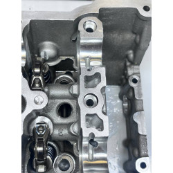 Cylinder Head RIGHT A1770100905 + Rocker Cover A1770165500 Mercedes-Benz G63 ,E63 AMG