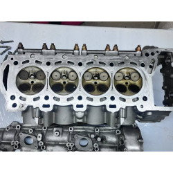 Cylinder Head RIGHT A1770100905 + Rocker Cover A1770165500 Mercedes-Benz G63 ,E63 AMG